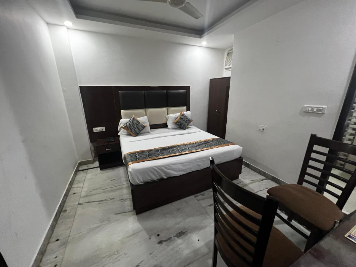 Hotel Krone A Family Hotel Near Igi Airport Delhi 新德里 外观 照片