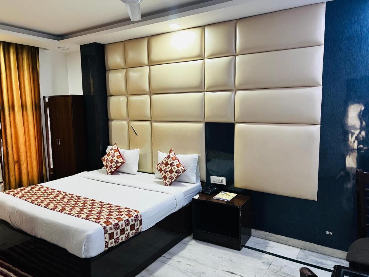 Hotel Krone A Family Hotel Near Igi Airport Delhi 新德里 外观 照片