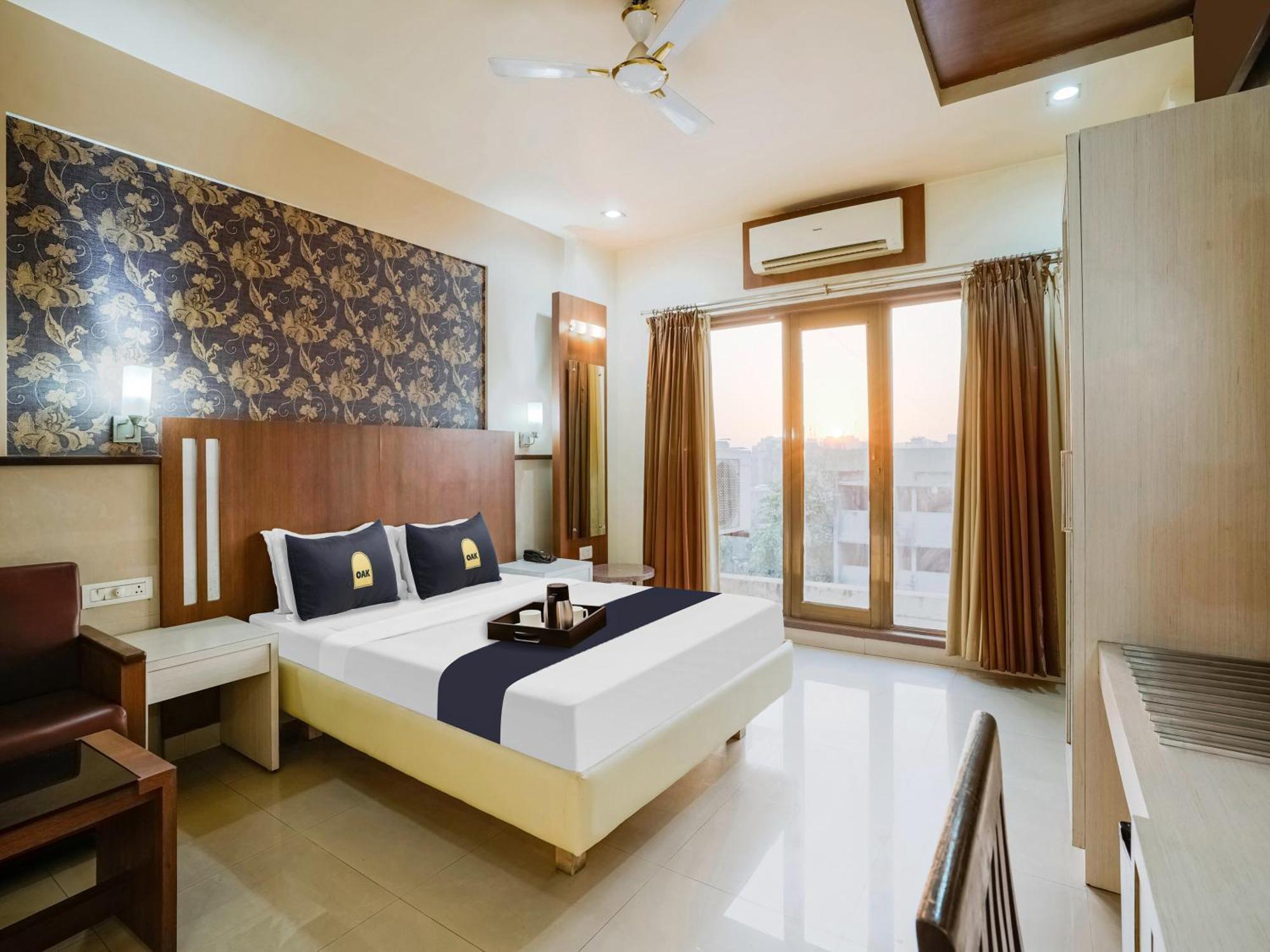Hotel Krone A Family Hotel Near Igi Airport Delhi 新德里 外观 照片
